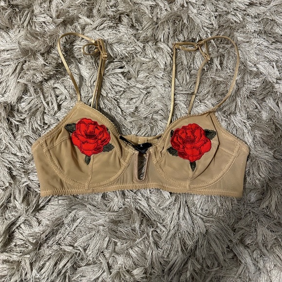 Out From Under Be Mine Sheer Applique Underwire Bra - Picture 7 of 12